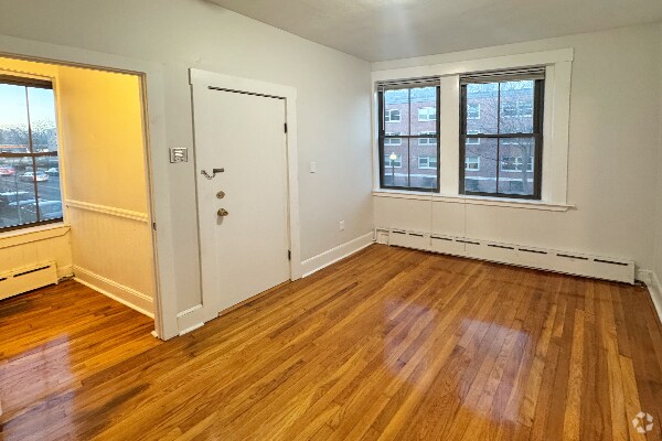 Building Photo - 918 Cambridge St Unit 1 Rental
