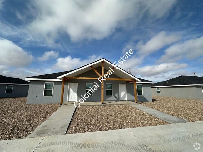 Building Photo - Brand new construction, spacious and updat... Rental