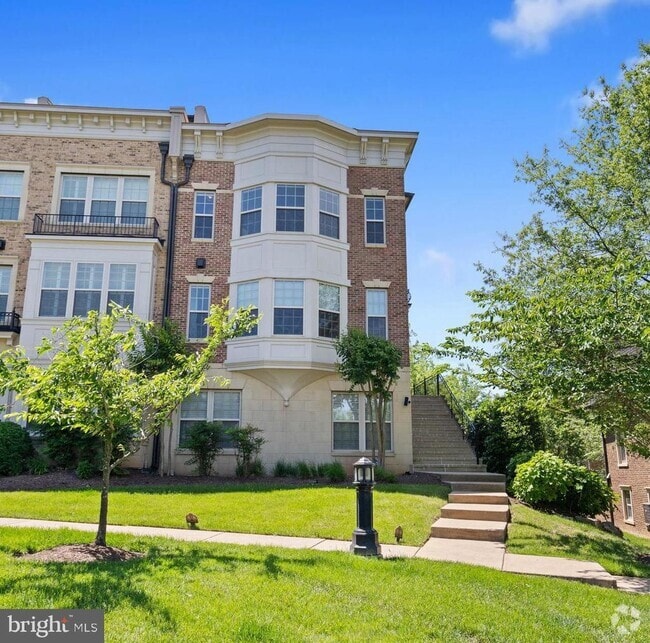 Building Photo - 500 Overlook Park Dr Rental