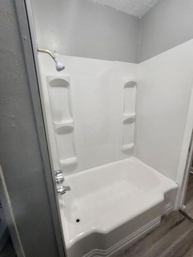 One Bedroom Located Westside of Indy Rental House Rental in