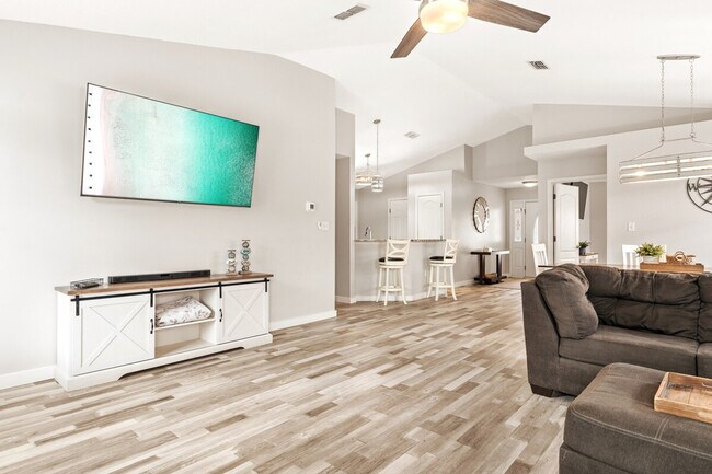 Photo - 75 Secret Harbor Dr Unidad ID1285885P