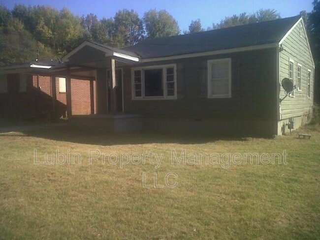Building Photo - 2437 Smith Ridge Rd Rental