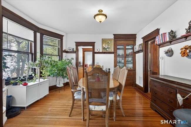 Photo - 106 Lawrence St Unit 1