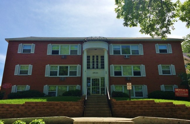 Photo - Pillsbury Avenue Apartments