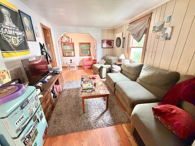 Photo - 461-463 Colchester Avenue Unidad 463