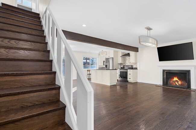 Photo - 3225 Illinois Rd