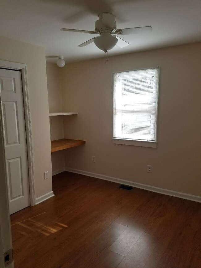 3 Bed, 2 Bath Home Available in Greer