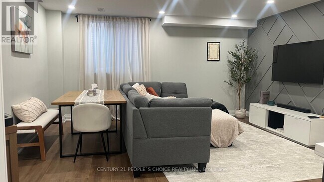 Photo - 14 Copperhill Hts