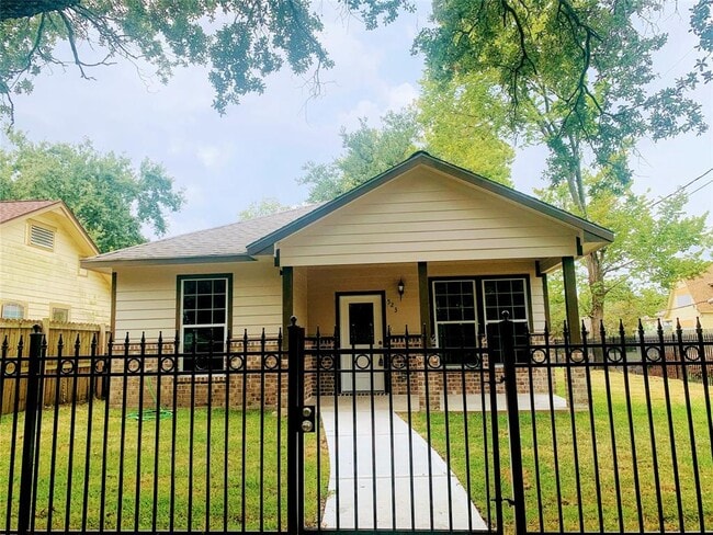 Photo - 523 N Gaillard St Casa