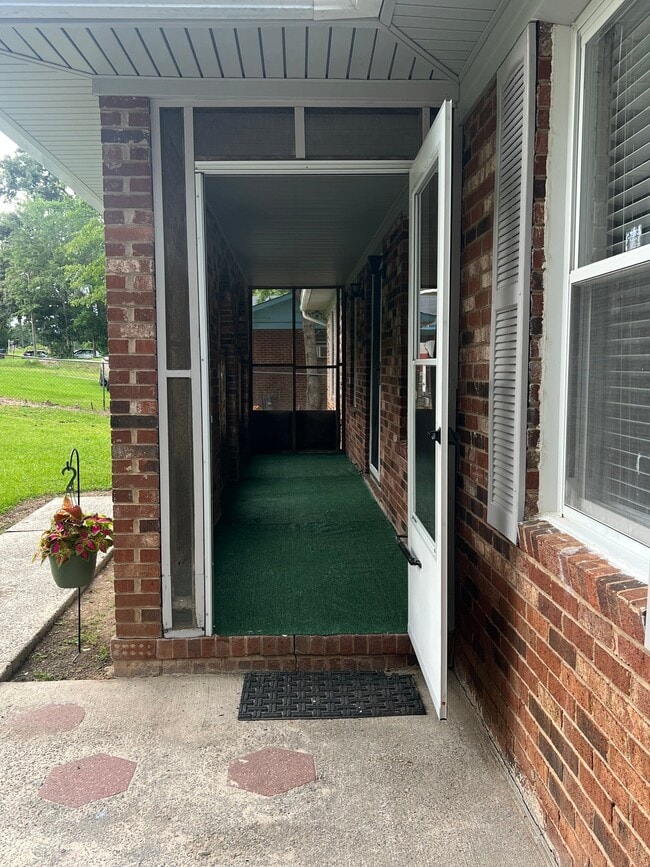 Photo - 2530 Gerbing Rd