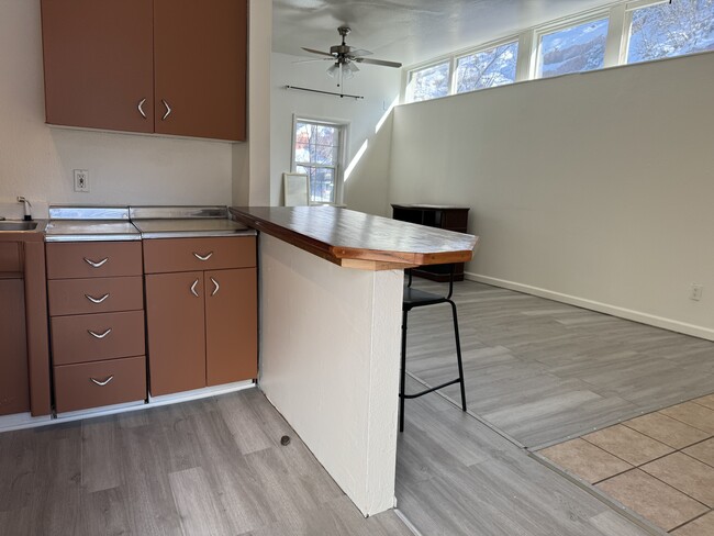 Photo - 312 Ruxton Ave