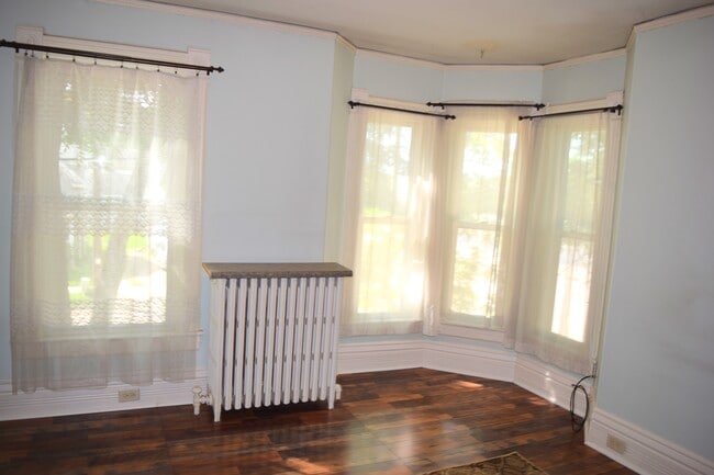 Photo - 102 E Irving Ave Unit 102 E. Irving