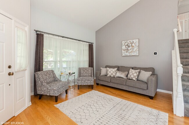 Photo - 724 Wildflower Cir