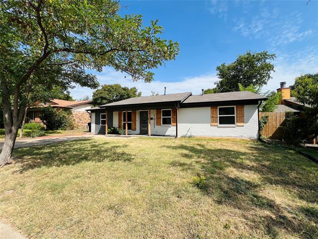 Photo - 1621 Running River Rd