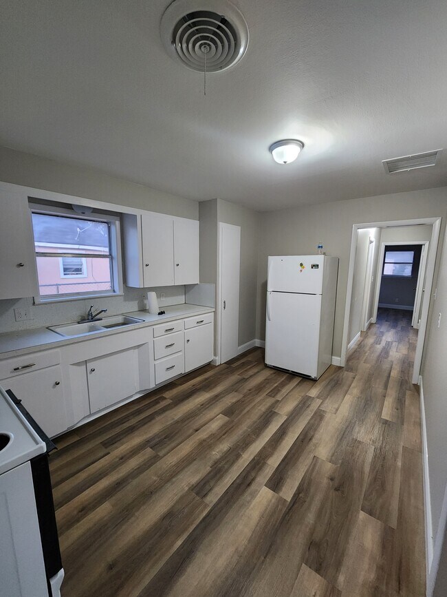 104 S 5th St Rental House Rental in Clyde, TX