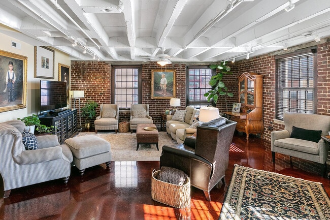 Photo - 535 Locust St Unit 303