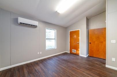 Photo - 1710 County Rd 4330