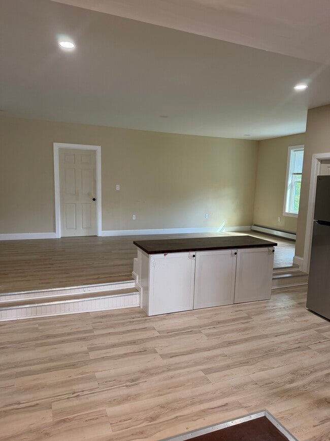 Photo - 163 East Ave Unit Second floor 4 bedroom