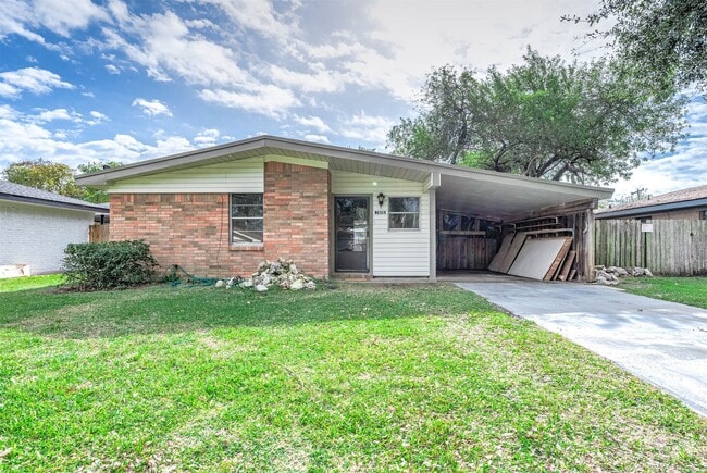 Photo - 2809 5th Ave N