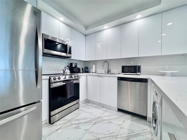 Photo - 2851 NE 183rd St Unit 1508E