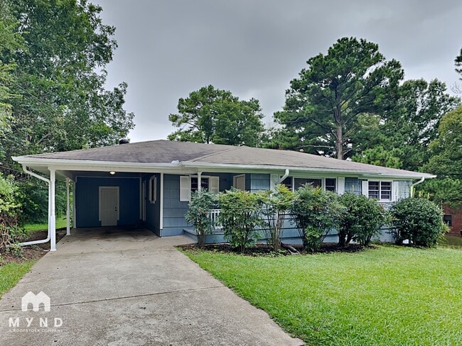 Building Photo - 921 N Highland Dr