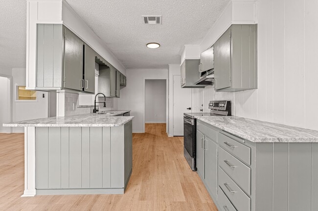 Photo - 1301 Harrison Ave