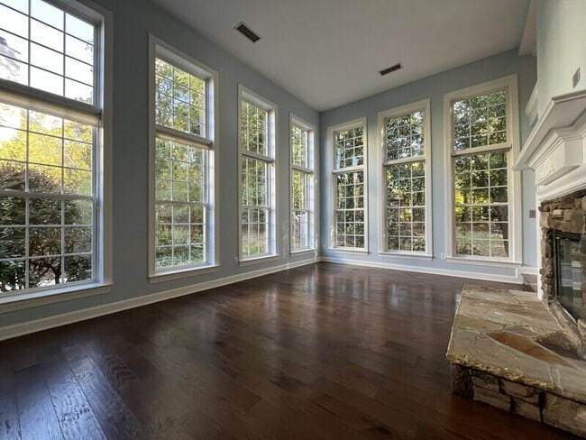 Photo - 10707 Pomerane Pl