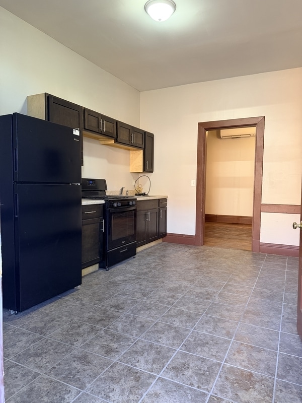 Photo - 604 W 3rd St Unit 4B