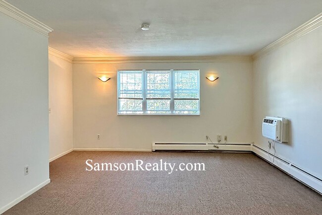 Photo - 45 Woodward Ave Unit B