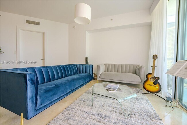 Photo - 350 S Miami Ave Unidad 3203