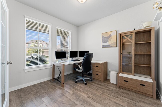 Photo - 1585 Sunrise Gables Dr