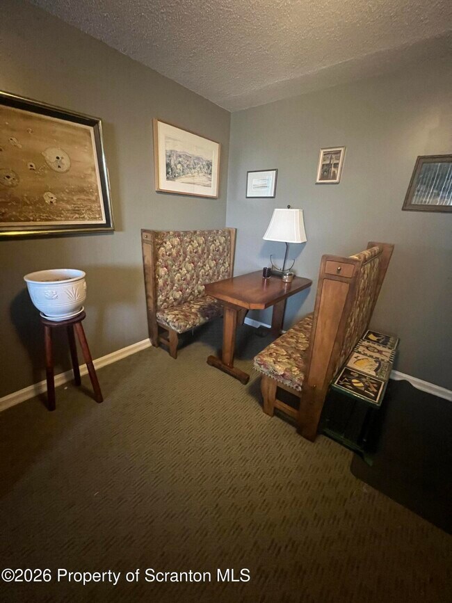 Photo - 220 Linden St