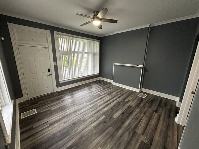 Photo - 3318 Graydon Ave