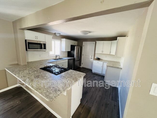 Photo - 7201 Mountain Rd NE