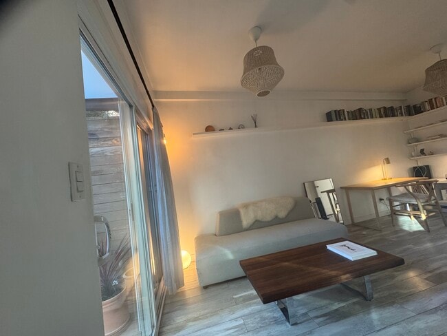 Photo - 9048 Hargis St Unit Back house