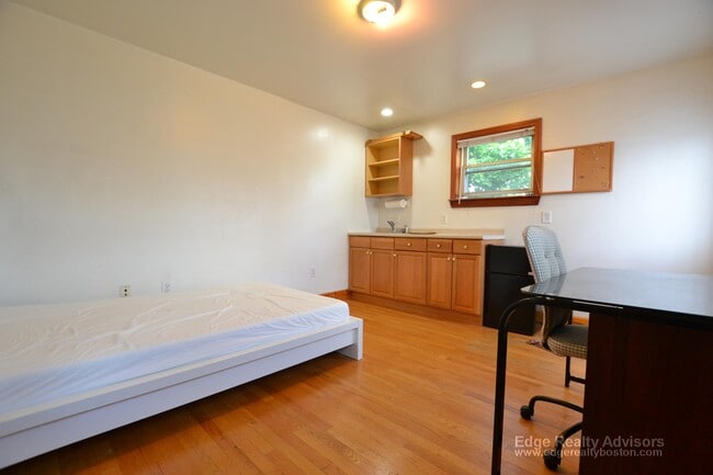 Photo - 46 Gardner St Unit 3