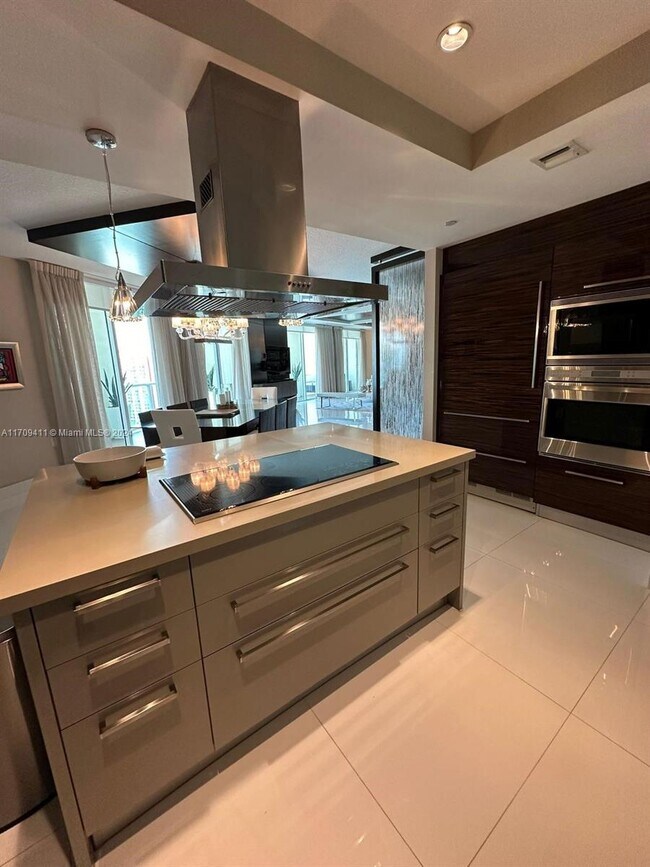 Photo - 200 Sunny Isles Blvd Unit 2-UPH2