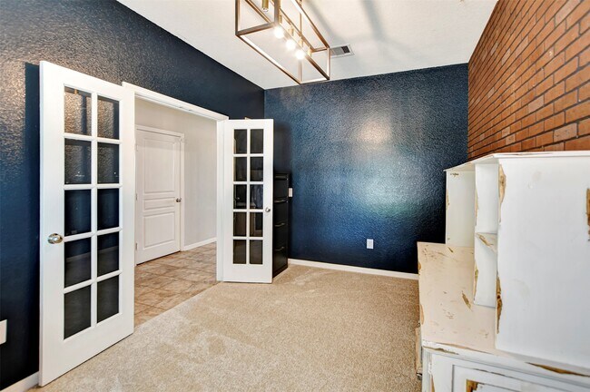 Photo - 5439 Baronet Dr