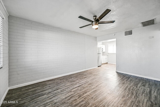 Photo - 1744 W Glendale Ave Unidad 12 B