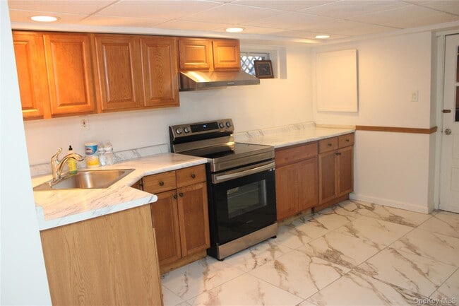 Photo - 16 Shelley Pl