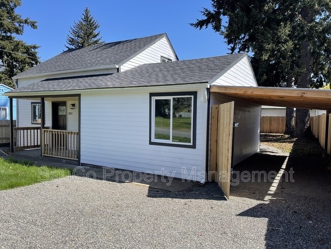 Photo - 202 NE 92nd Pl