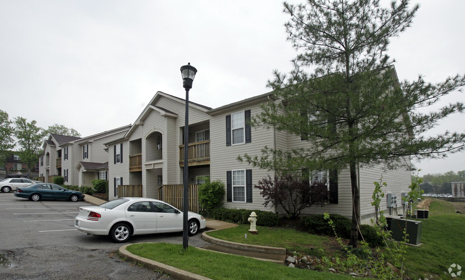 Photo - Arthur Manor Apartments