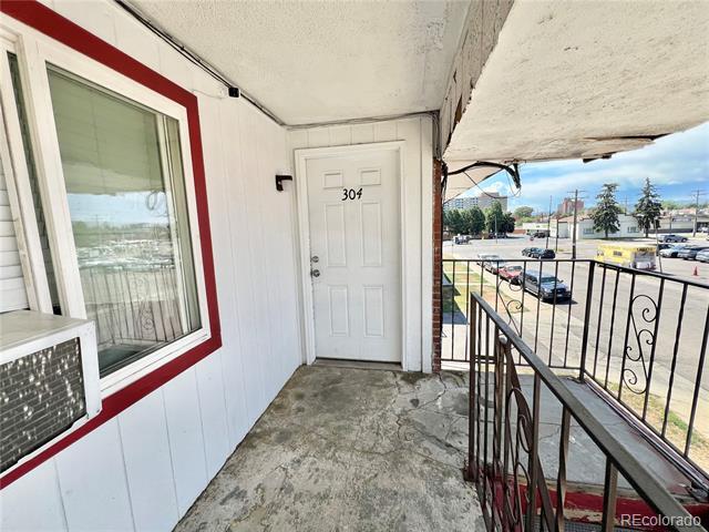 Building Photo - 1080 S Eliot St Unit 304 Rental