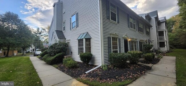 Building Photo - 69 Cheverny Ct Rental