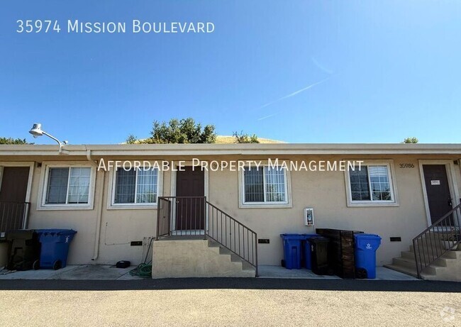 Building Photo - 35974 Mission Blvd Rental