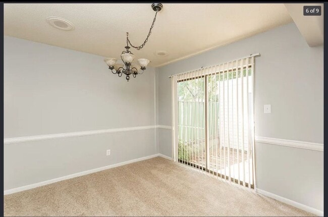 Photo - 4717 Walden Pond Dr Unidad A