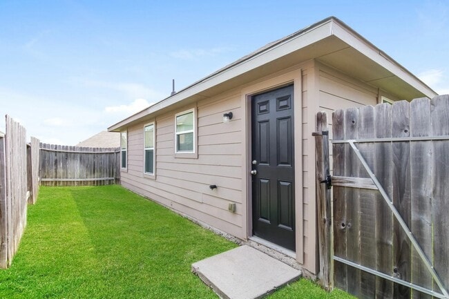 Photo - 13206 Withee Path Ln