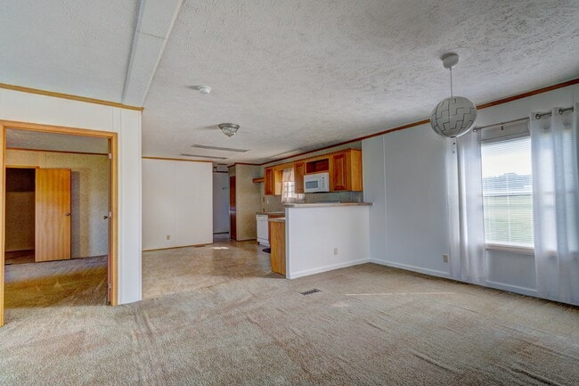 Photo - 3569 Oakdale Dr