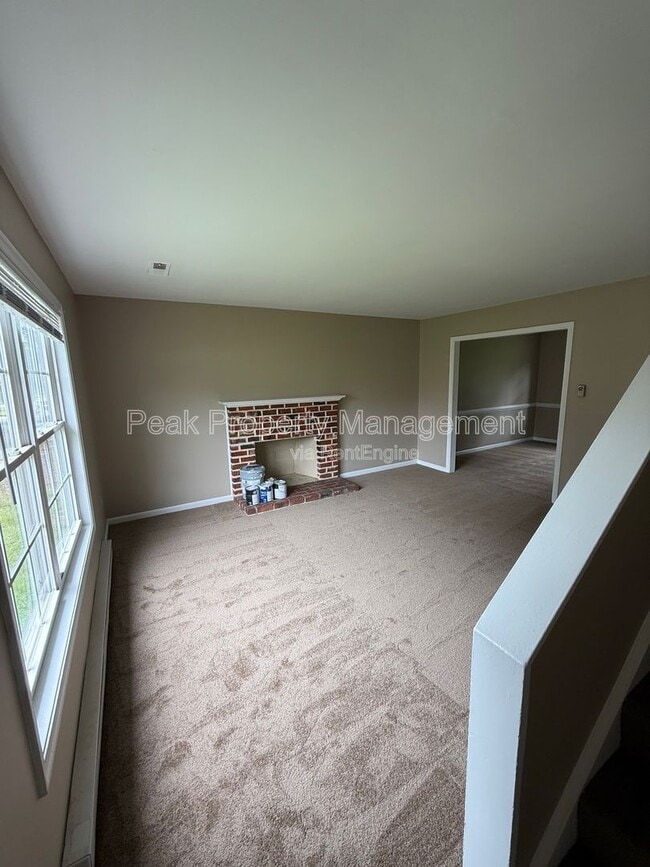 Photo - 236 Chessington Rd