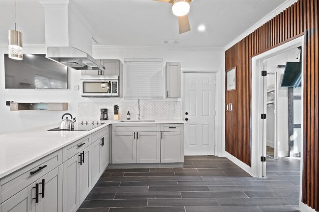 Photo - 2608 W Swann Ave